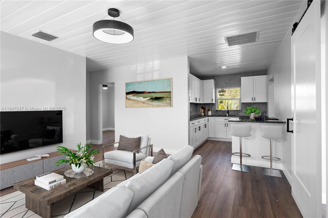 最近售出: $339,900 (3 贝兹, 1 浴室, 936 平方英尺)