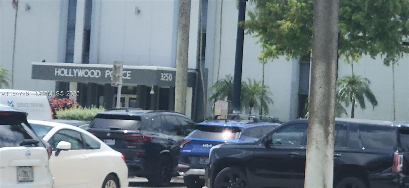 few minutes away is the hollywood police station