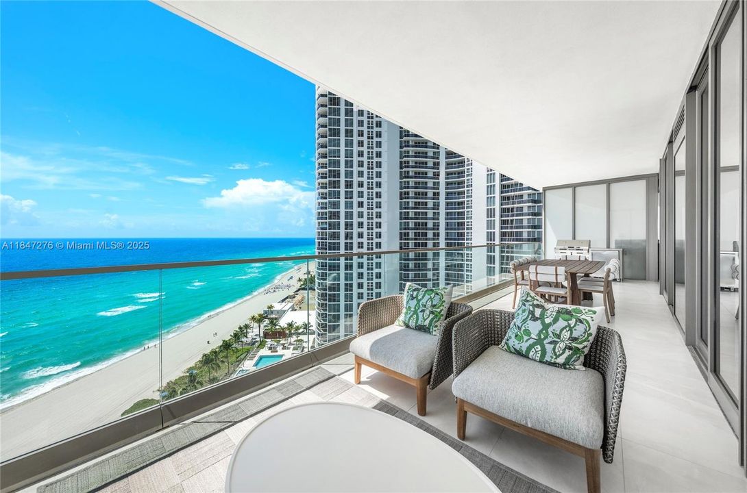 En Venta: $5,150,000 (3 camas, 3 baños, 2271 Pies cuadrados)