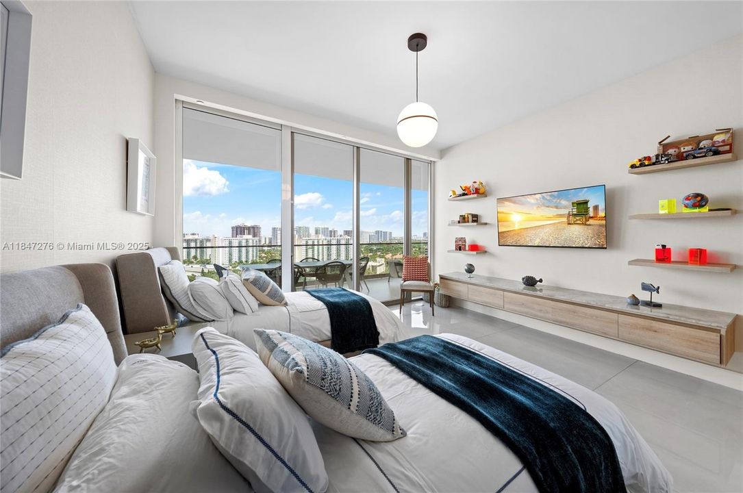 En Venta: $5,150,000 (3 camas, 3 baños, 2271 Pies cuadrados)