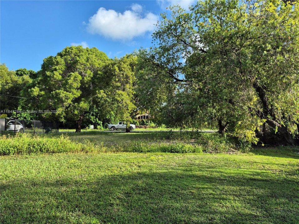 En Venta: $155,000 (0.17 acres)