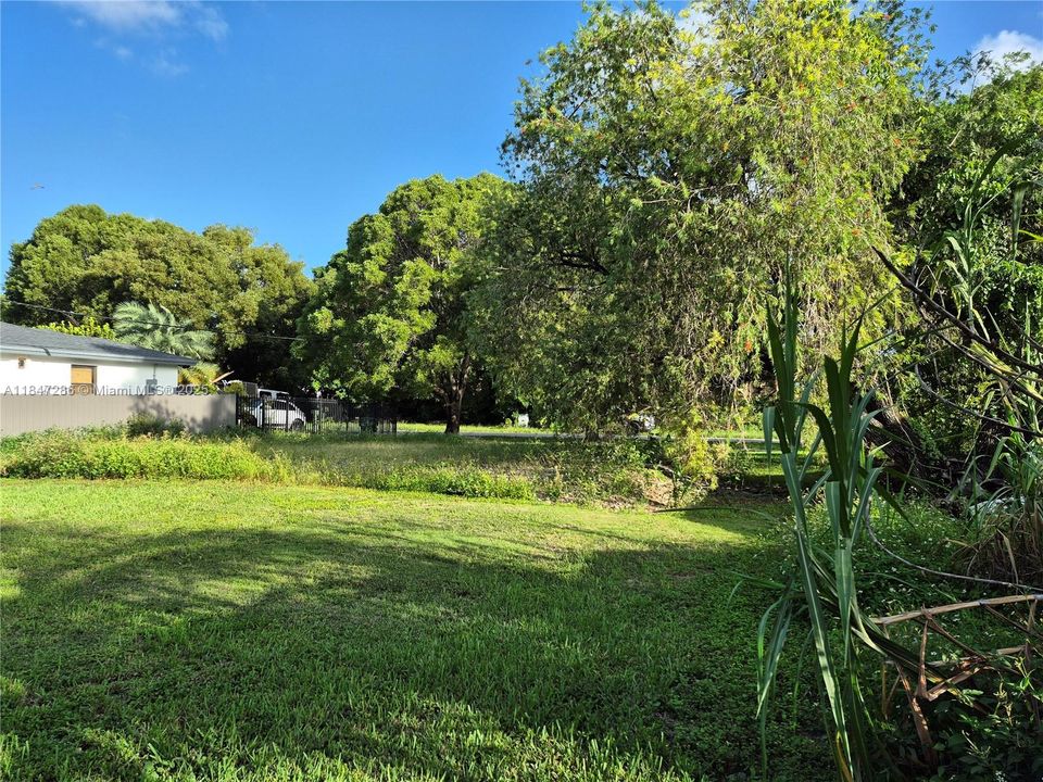 En Venta: $155,000 (0.17 acres)