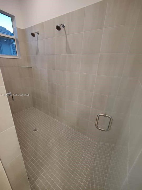 For Rent: $4,700 (3 beds, 3 baths, 0 Square Feet)