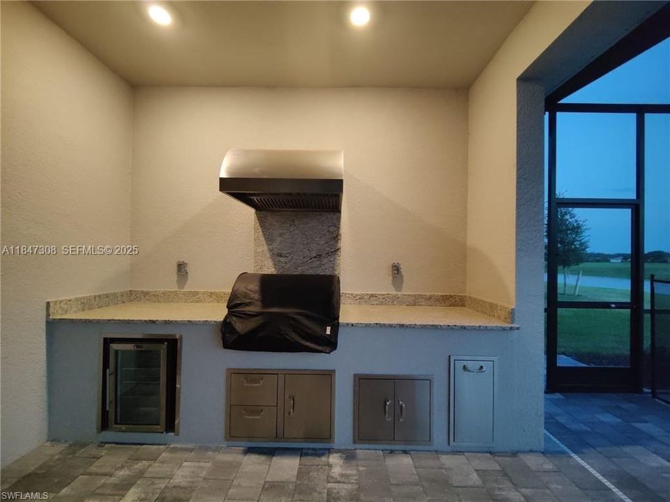 For Rent: $4,700 (3 beds, 3 baths, 0 Square Feet)