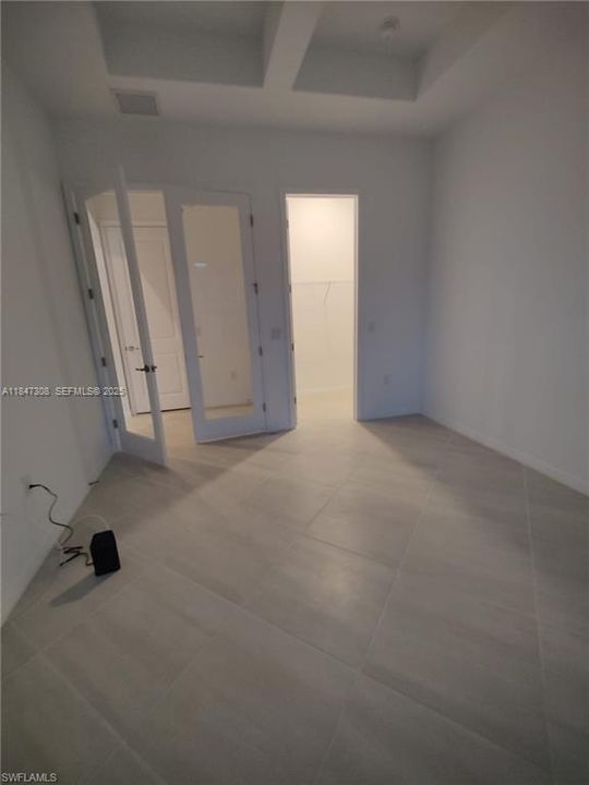 For Rent: $4,700 (3 beds, 3 baths, 0 Square Feet)