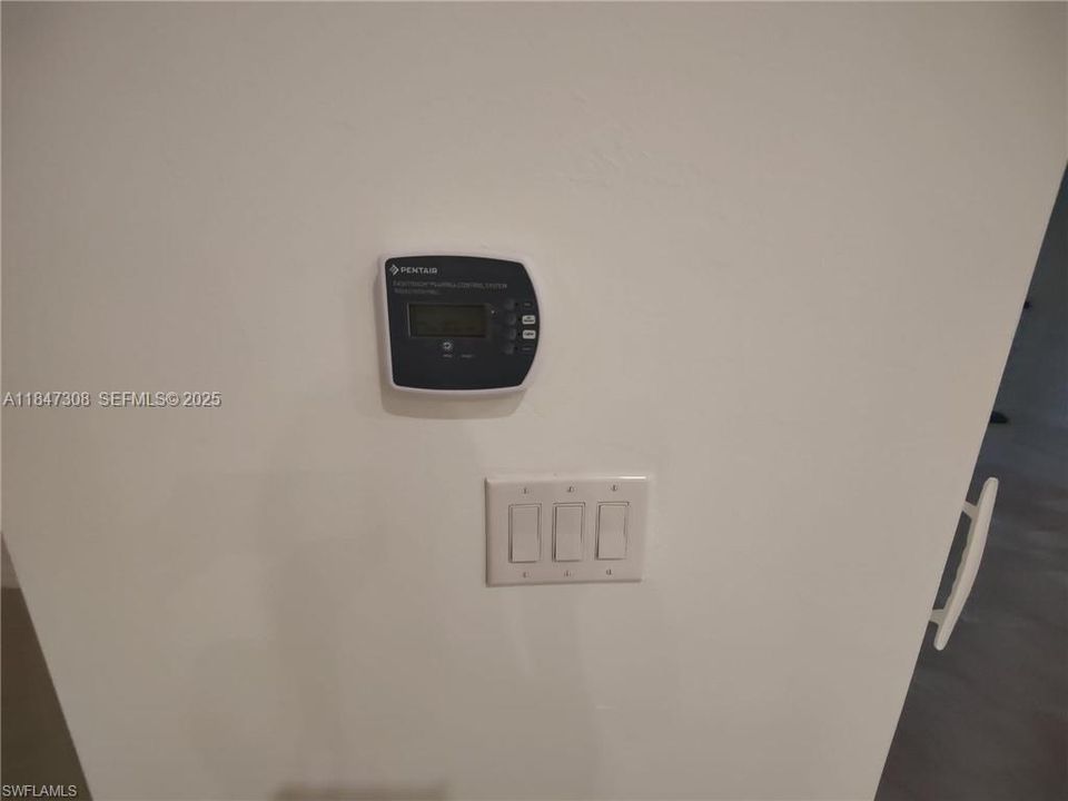 For Rent: $4,700 (3 beds, 3 baths, 0 Square Feet)