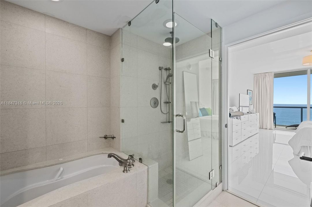 待售: $1,699,000 (2 贝兹, 2 浴室, 1387 平方英尺)