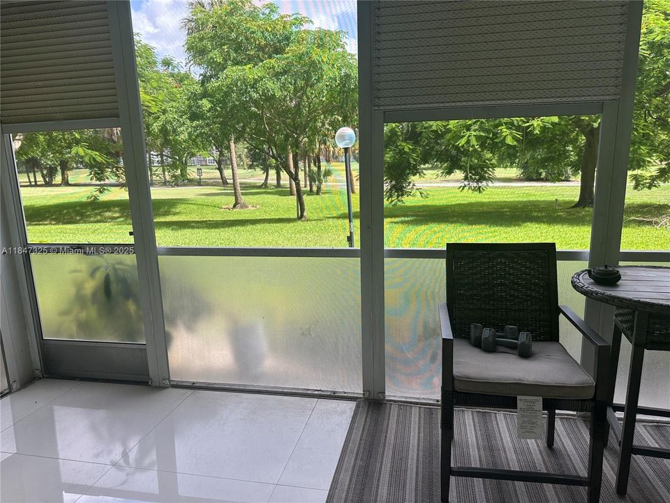 Active With Contract: $2,600 (3 beds, 2 baths, 1620 Square Feet)