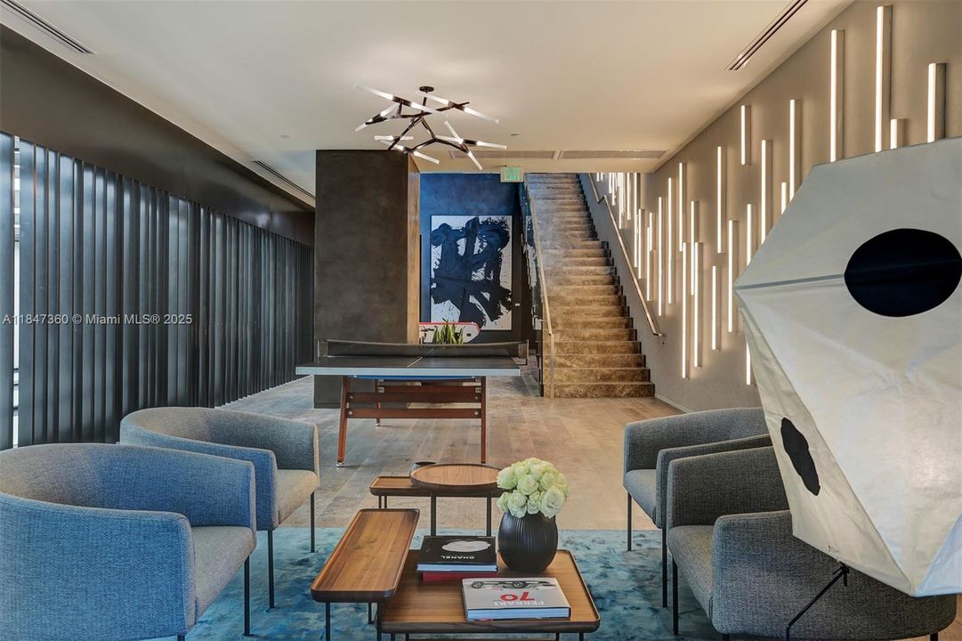 En Venta: $749,900 (1 camas, 1 baños, 706 Pies cuadrados)