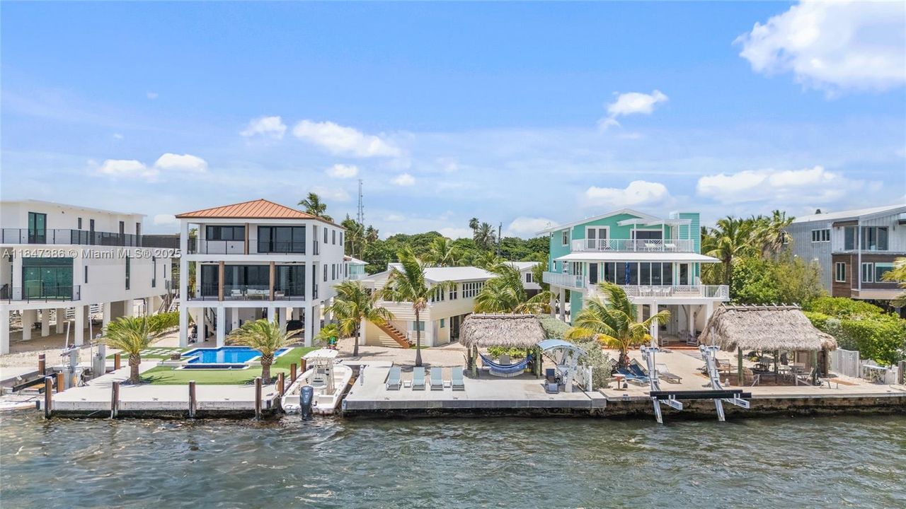 En Renta: $18,000 (3 camas, 2 baños, 1180 Pies cuadrados)