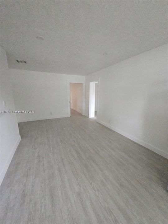 Active With Contract: $649,000 (4 beds, 2 baths, 1036 Square Feet)