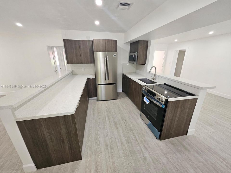 Active With Contract: $649,000 (4 beds, 2 baths, 1036 Square Feet)