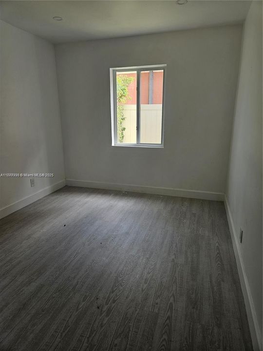 Active With Contract: $649,000 (4 beds, 2 baths, 1036 Square Feet)