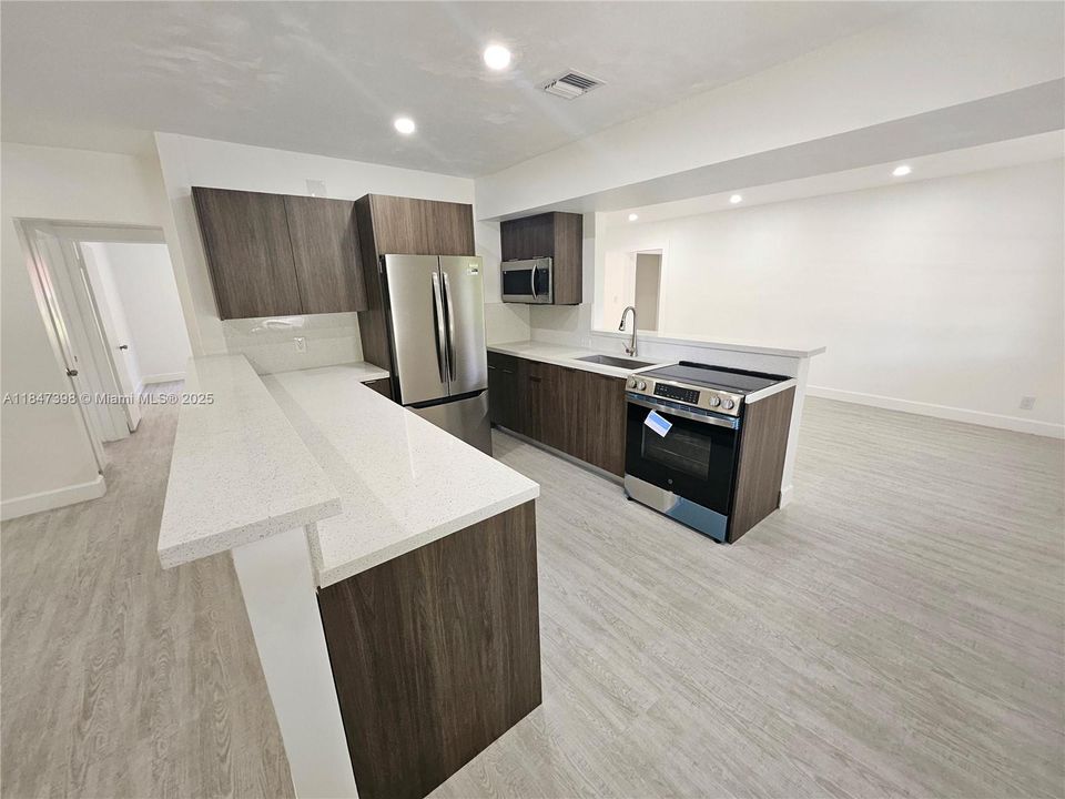 Active With Contract: $649,000 (4 beds, 2 baths, 1036 Square Feet)