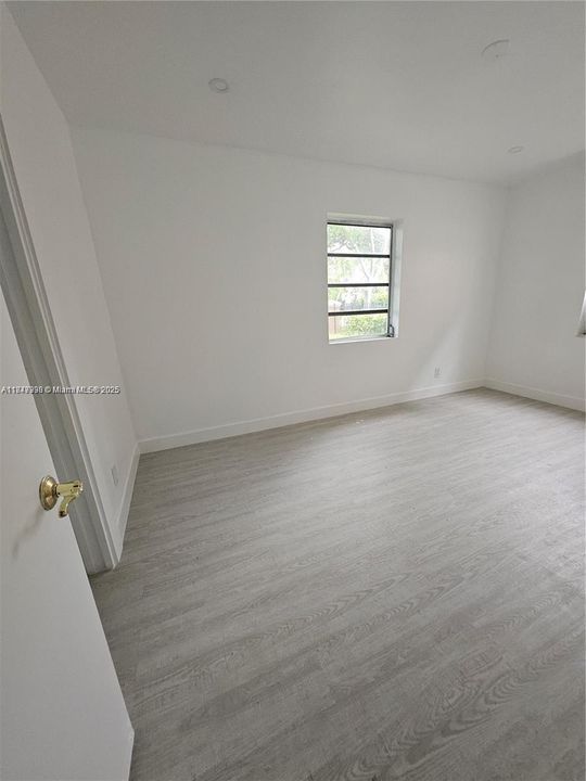 Active With Contract: $649,000 (4 beds, 2 baths, 1036 Square Feet)