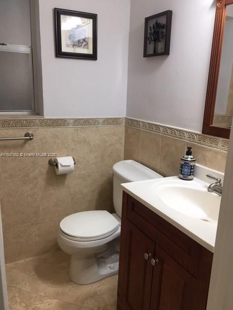 Недавно арендовано: $1,800 (0 спален, 1 ванн, 440 Квадратных фут)