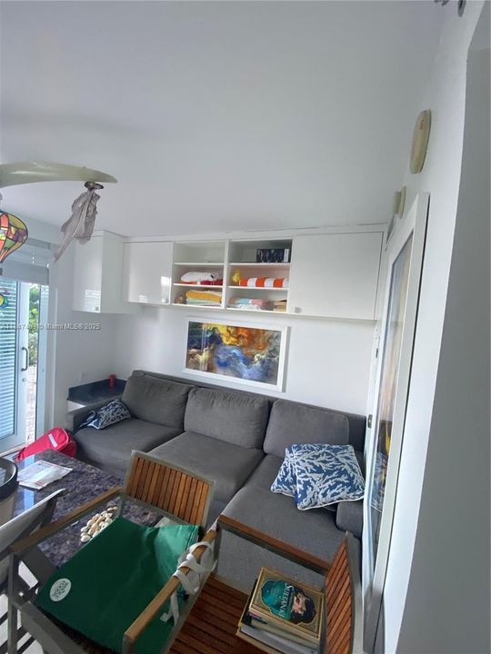 На продажу: $999,000 (3 спален, 3 ванн, 1571 Квадратных фут)