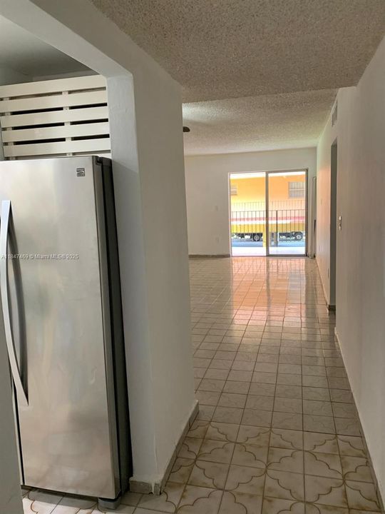 Activo con contrato: $199,999 (2 camas, 1 baños, 998 Pies cuadrados)