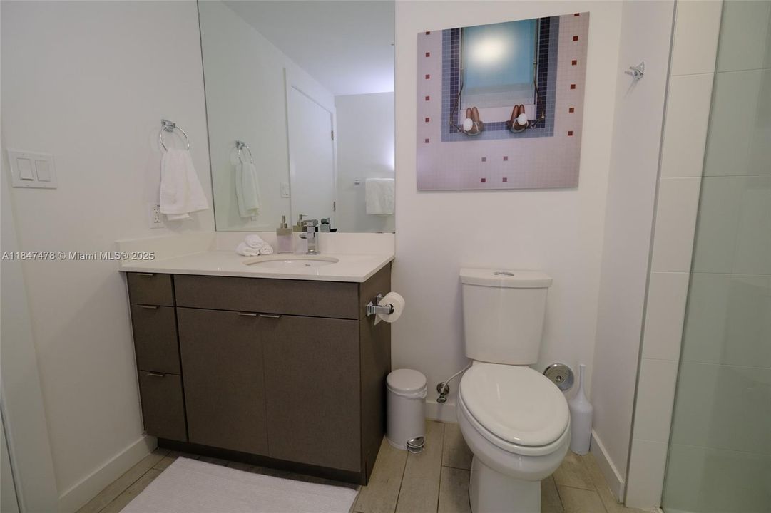 На продажу: $355,000 (1 спален, 1 ванн, 560 Квадратных фут)