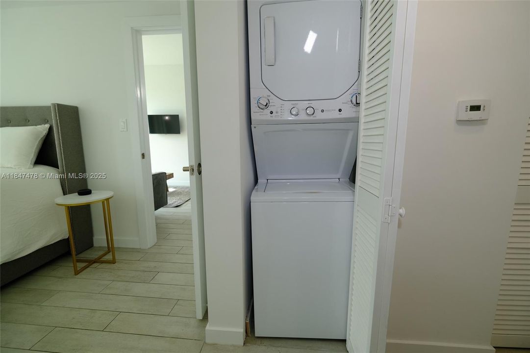 На продажу: $355,000 (1 спален, 1 ванн, 560 Квадратных фут)