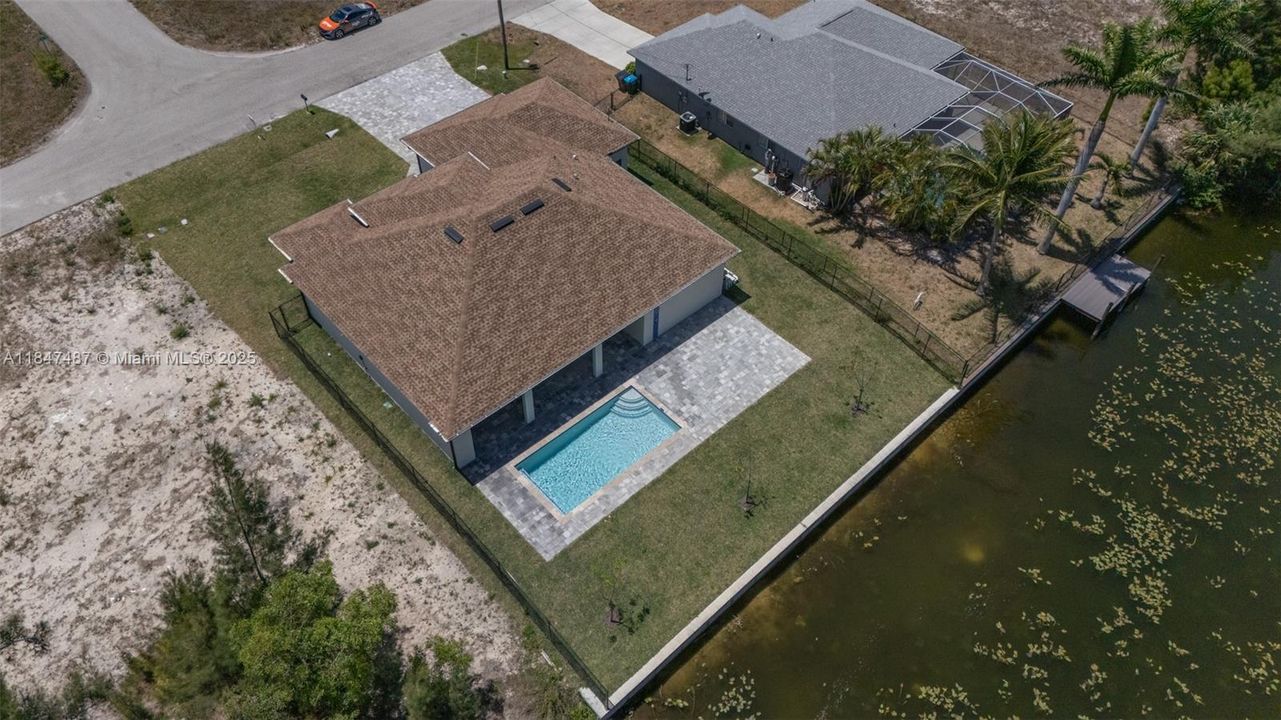 最近售出: $629,000 (4 贝兹, 3 浴室, 1931 平方英尺)