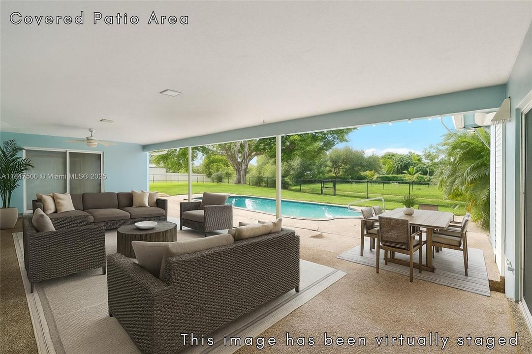 合同活跃: $850,000 (4 贝兹, 3 浴室, 2554 平方英尺)