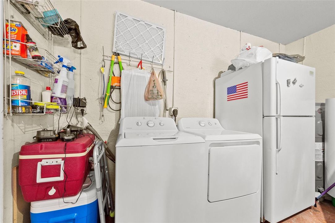 Недавно продано: $229,900 (3 спален, 2 ванн, 1144 Квадратных фут)