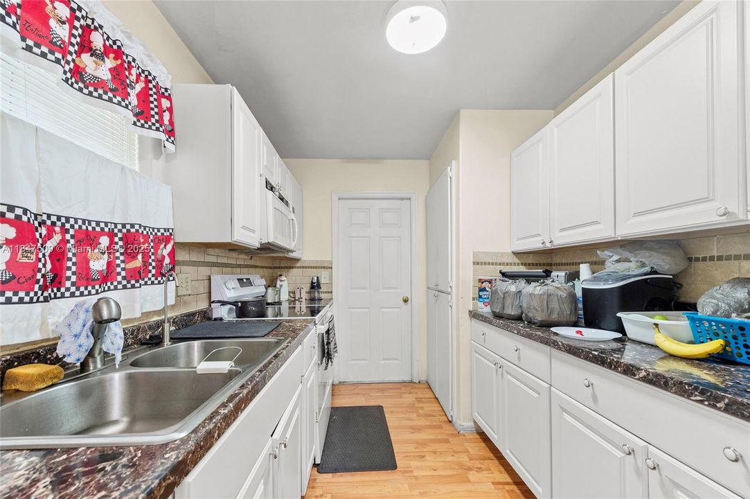 Недавно продано: $229,900 (3 спален, 2 ванн, 1144 Квадратных фут)