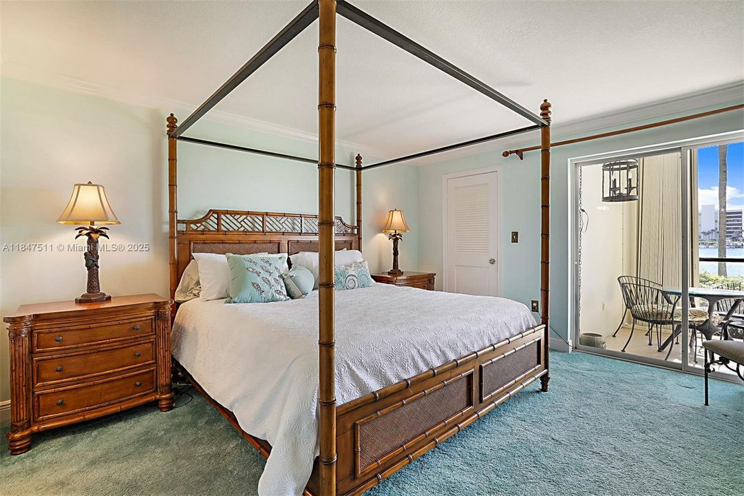 En Venta: $550,000 (2 camas, 2 baños, 1182 Pies cuadrados)