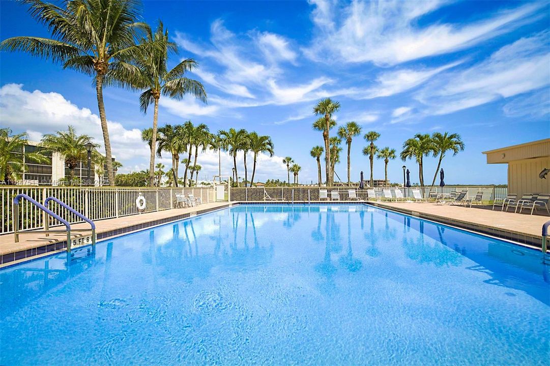 En Venta: $550,000 (2 camas, 2 baños, 1182 Pies cuadrados)