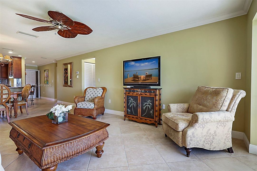 En Venta: $550,000 (2 camas, 2 baños, 1182 Pies cuadrados)