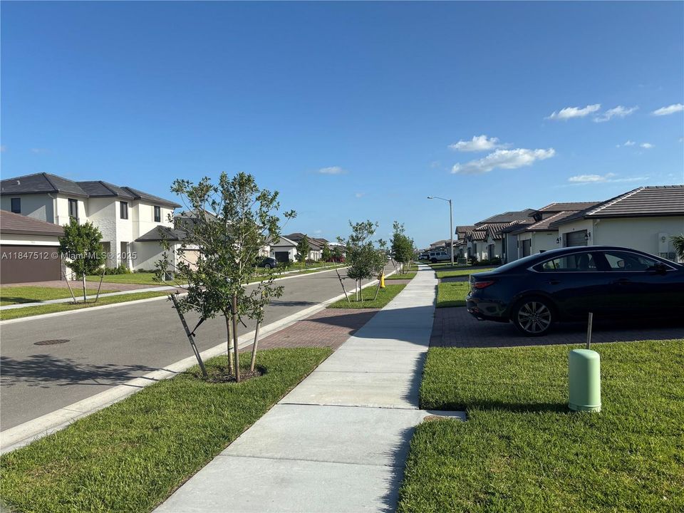 出租: $2,700 (3 贝兹, 2 浴室, 0 平方英尺)