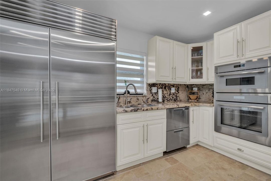 Недавно продано: $1,769,000 (4 спален, 3 ванн, 3288 Квадратных фут)