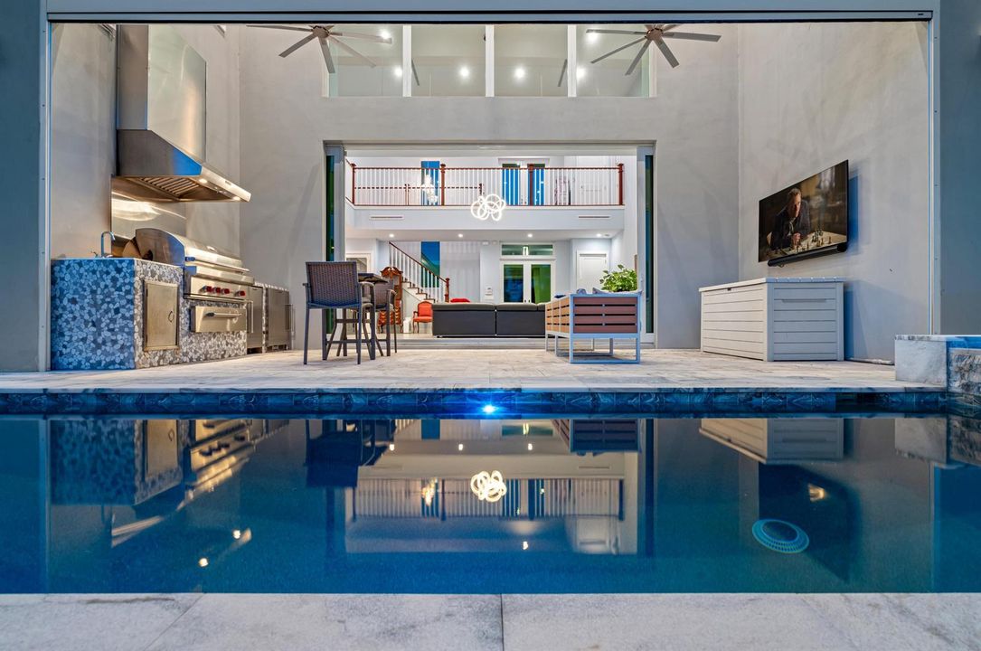 mls_POOL_DETAIL_STRAIGHT_SUNRISE_DT