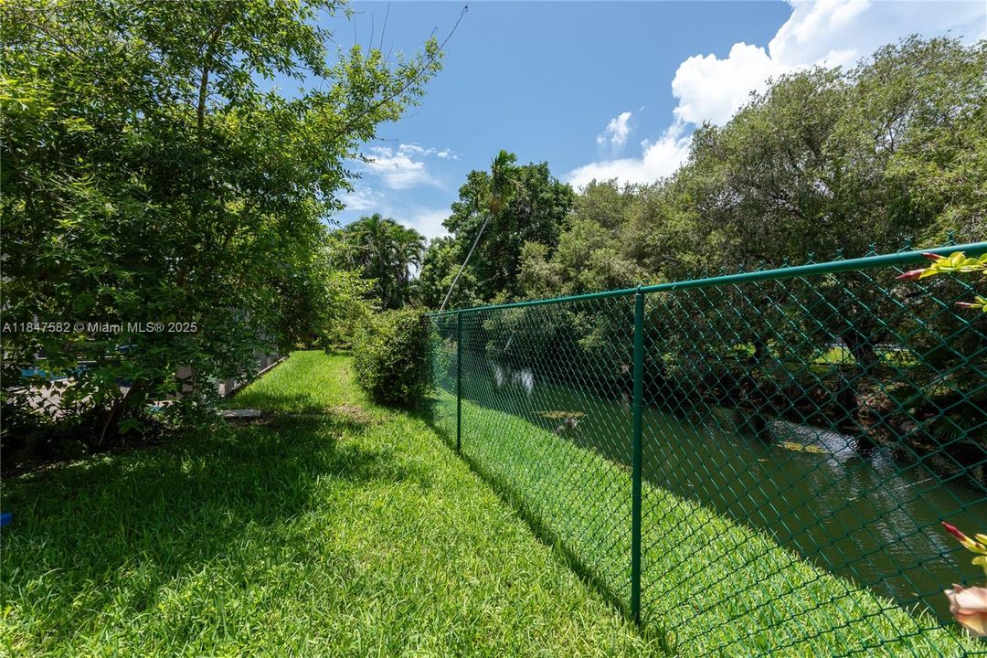 На продажу: $2,149,000 (5 спален, 4 ванн, 4001 Квадратных фут)