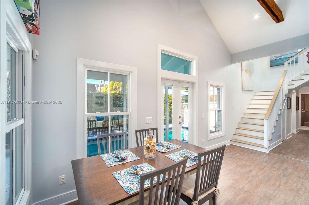 For Sale: $3,595,000 (5 beds, 4 baths, 2721 Square Feet)