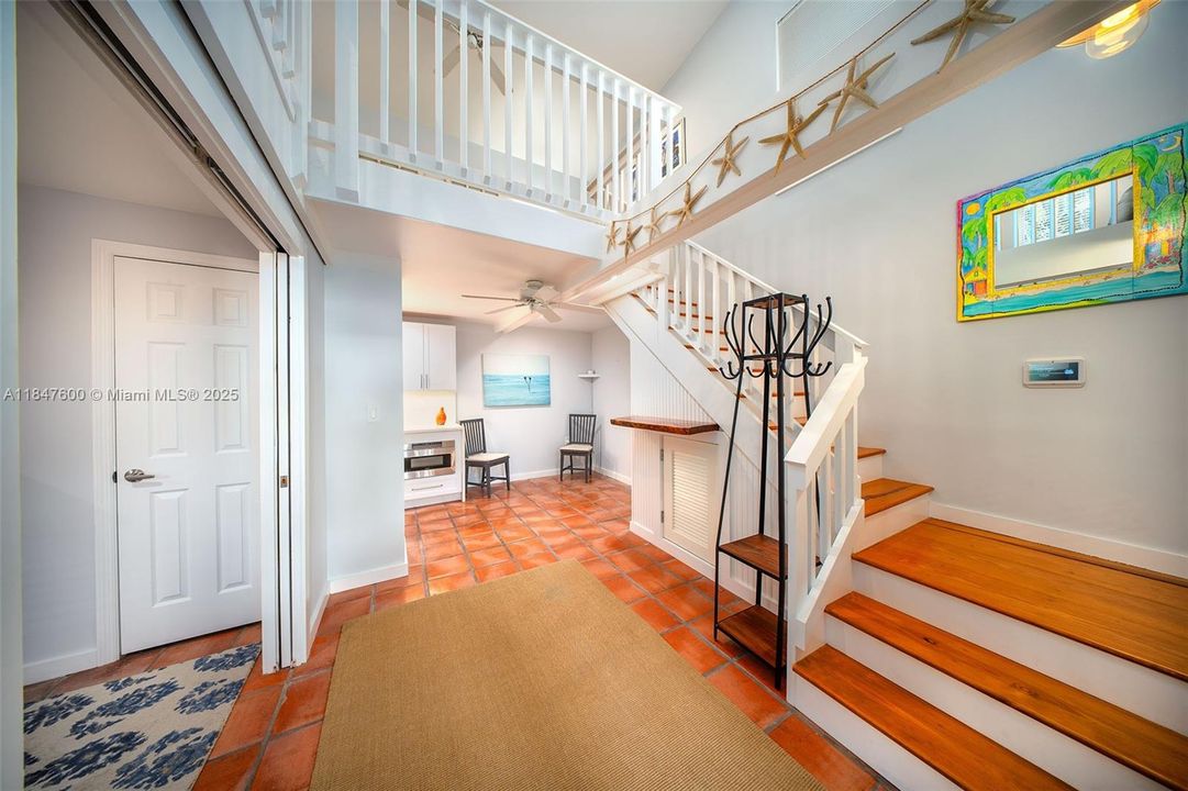 For Sale: $3,595,000 (5 beds, 4 baths, 2721 Square Feet)