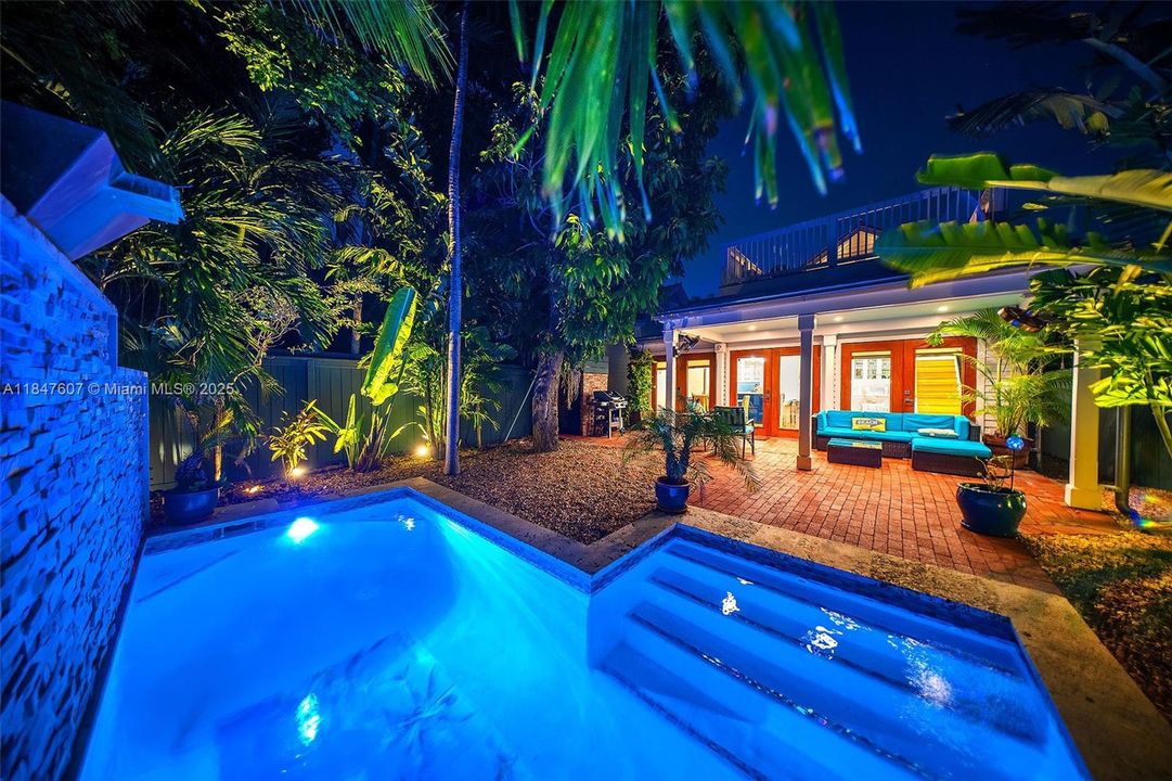 Недавно продано: $1,995,000 (3 спален, 3 ванн, 1473 Квадратных фут)