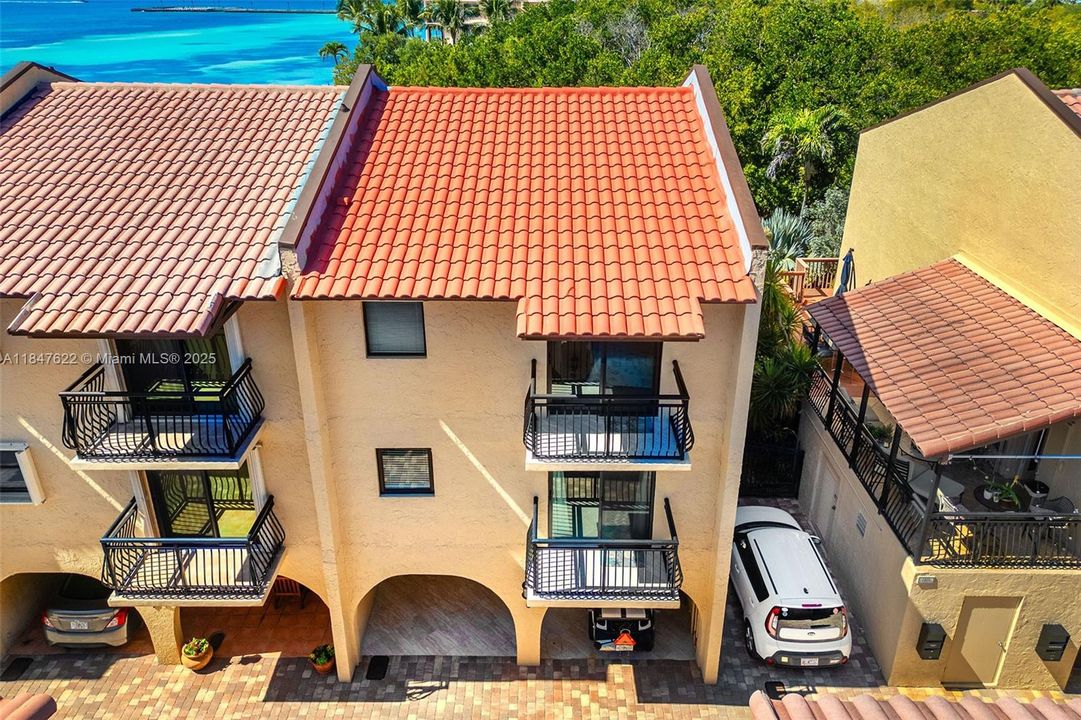 待售: $1,999,000 (2 贝兹, 3 浴室, 1940 平方英尺)