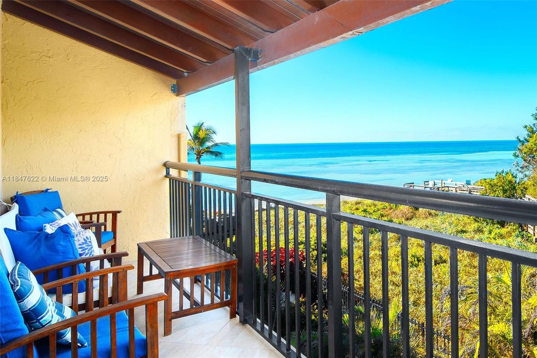 待售: $1,999,000 (2 贝兹, 3 浴室, 1940 平方英尺)