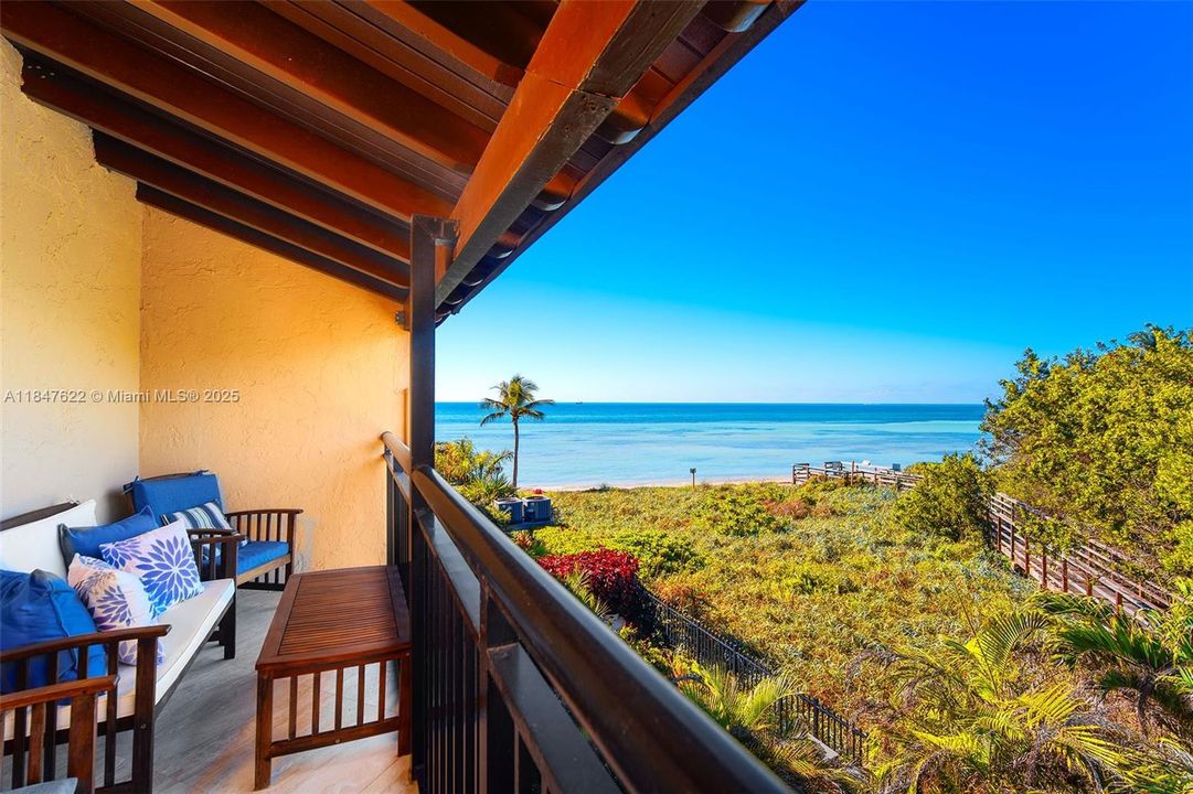 待售: $1,999,000 (2 贝兹, 3 浴室, 1940 平方英尺)