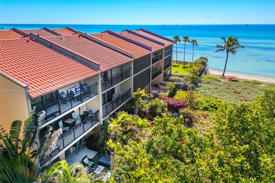 待售: $1,999,000 (2 贝兹, 3 浴室, 1940 平方英尺)