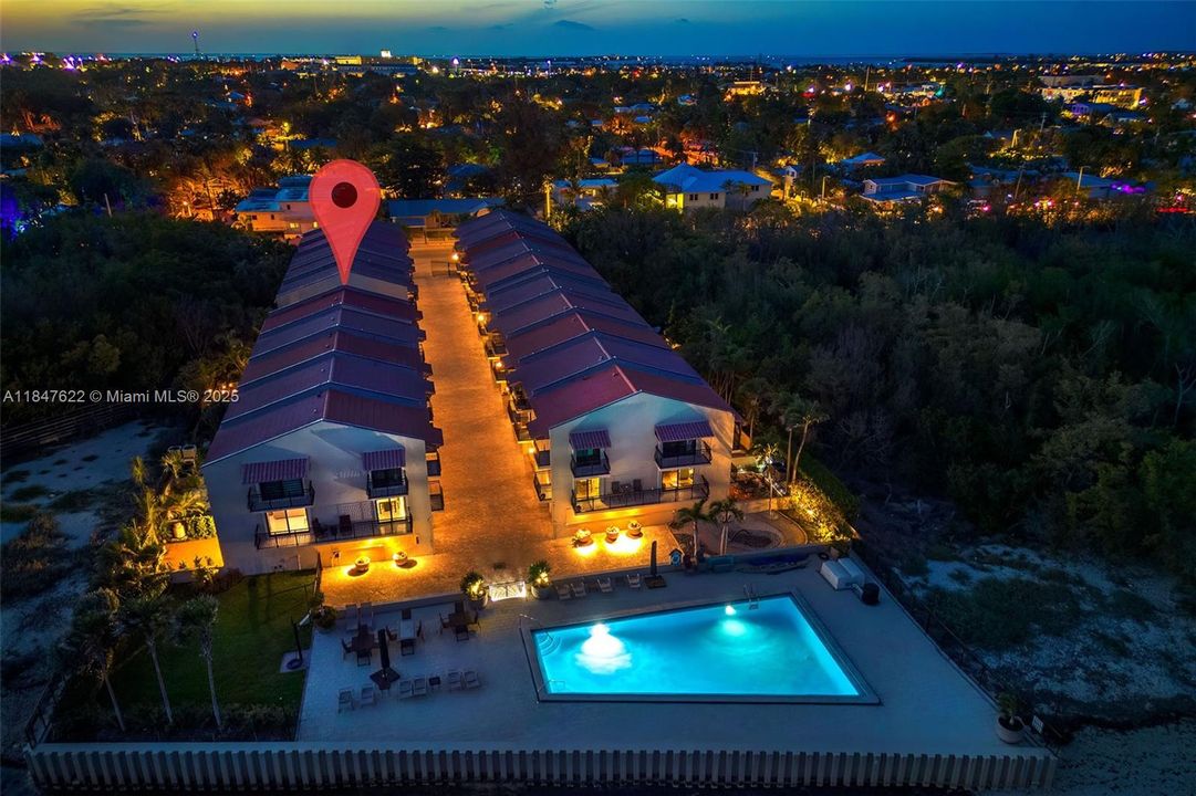 待售: $1,999,000 (2 贝兹, 3 浴室, 1940 平方英尺)