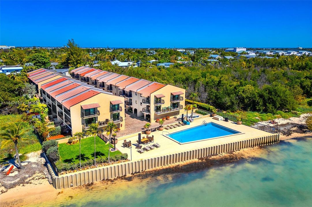 待售: $1,999,000 (2 贝兹, 3 浴室, 1940 平方英尺)