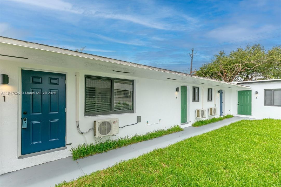 For Sale: $979,000 (0 beds, 0 baths, 1898 Square Feet)