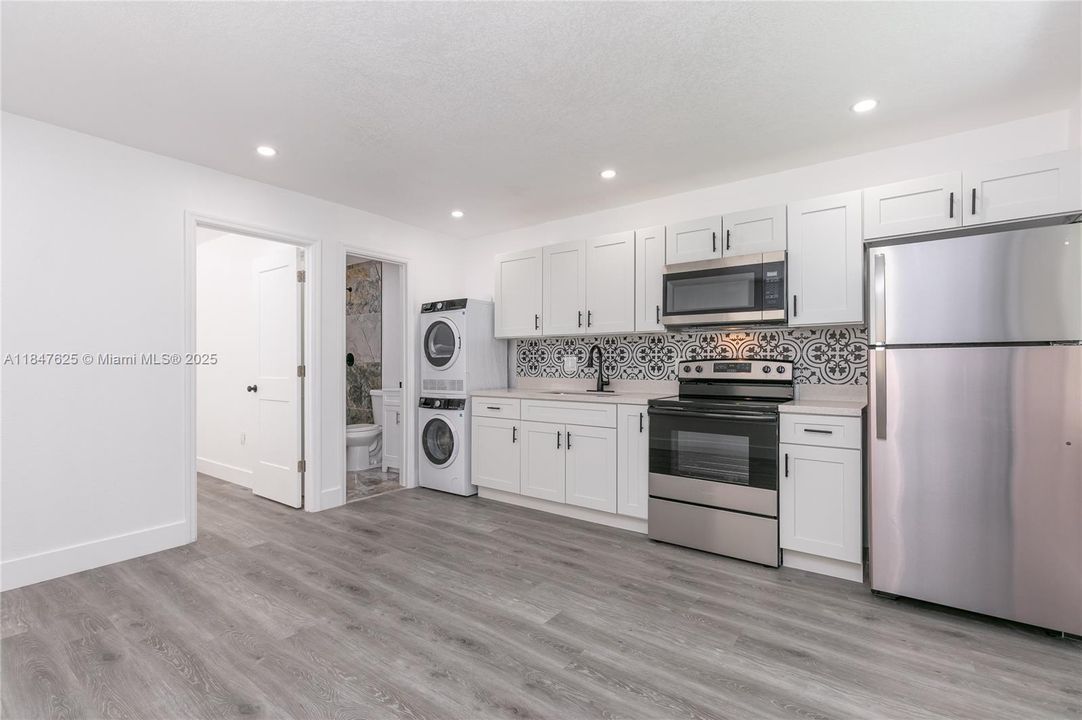 For Sale: $979,000 (0 beds, 0 baths, 1898 Square Feet)