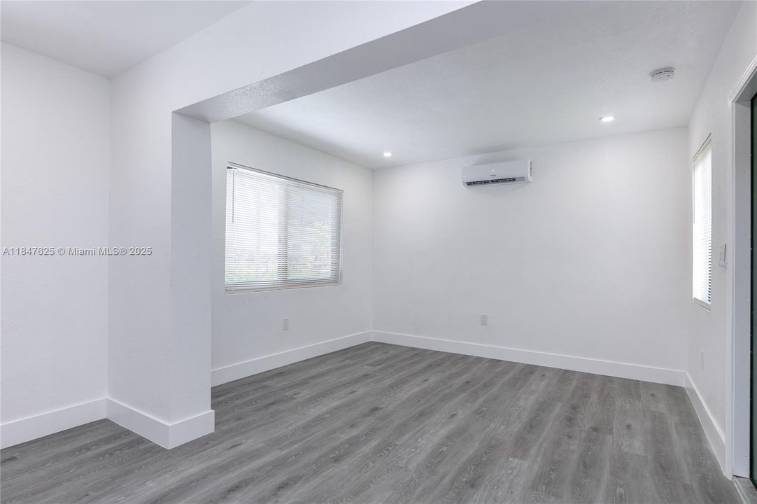 For Sale: $979,000 (0 beds, 0 baths, 1898 Square Feet)