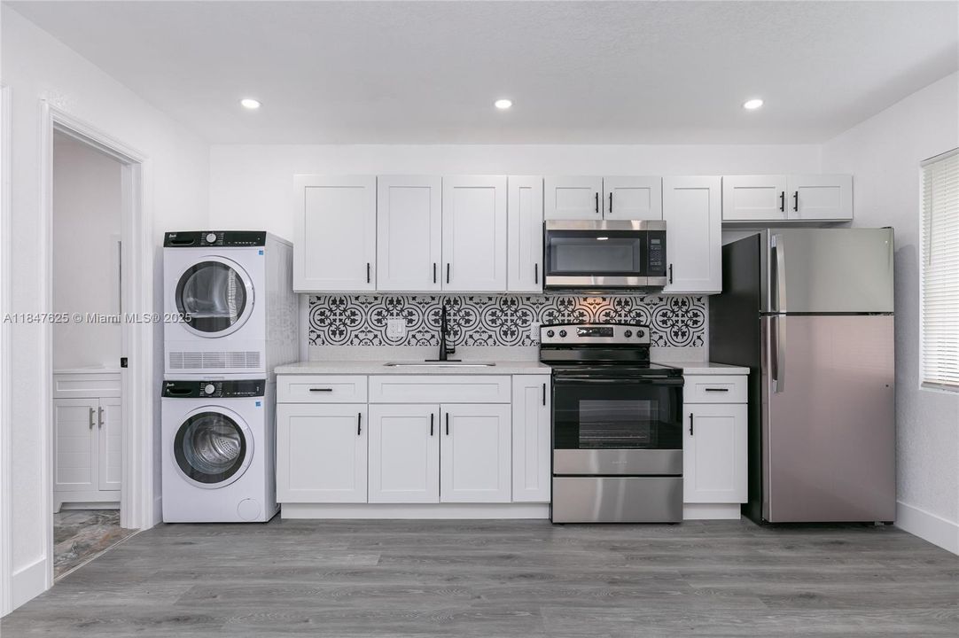 For Sale: $979,000 (0 beds, 0 baths, 1898 Square Feet)