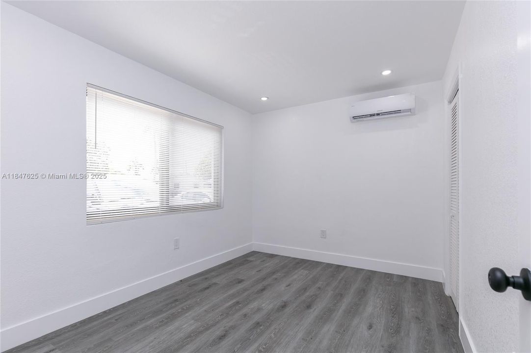 For Sale: $979,000 (0 beds, 0 baths, 1898 Square Feet)