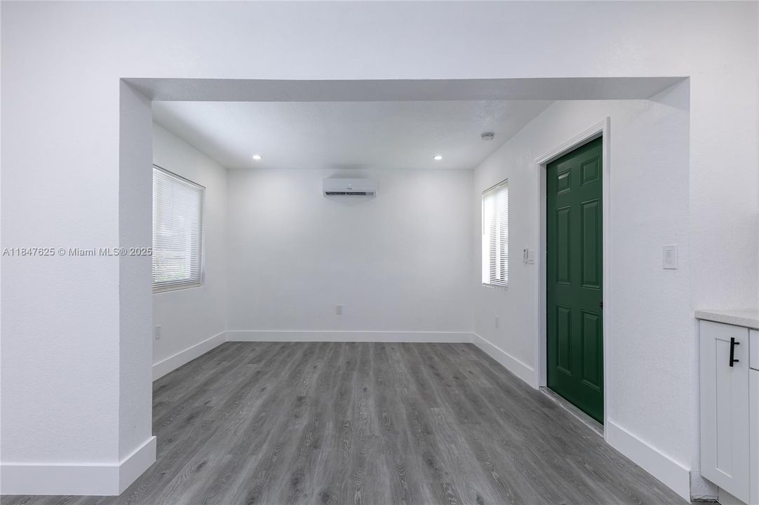 For Sale: $979,000 (0 beds, 0 baths, 1898 Square Feet)